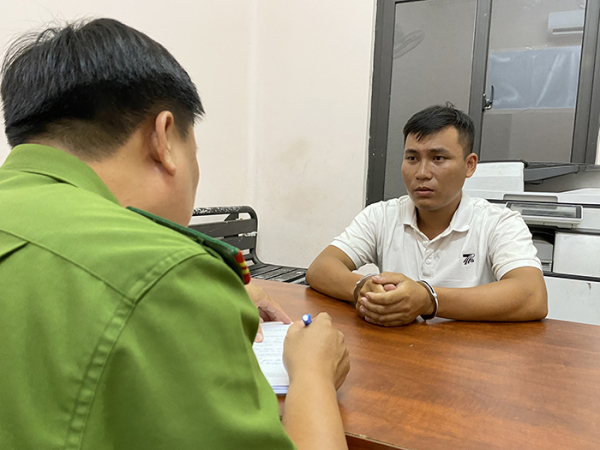 Thấy gì từ vụ hai anh em ruột cướp tiệm vàng ở TP Hồ Chí Minh?